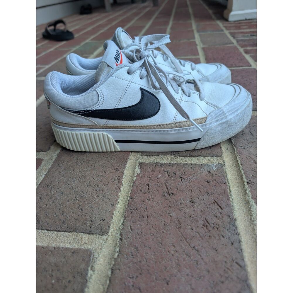 Nike Court Legacy Lift Platform Sneakers White Hemp Women's Size 8 DM7590-100